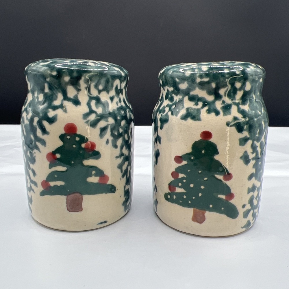Tienshan Folk Craft Winter Wonderland Salt And‎ Pepper Shakers Stoneware Sponge